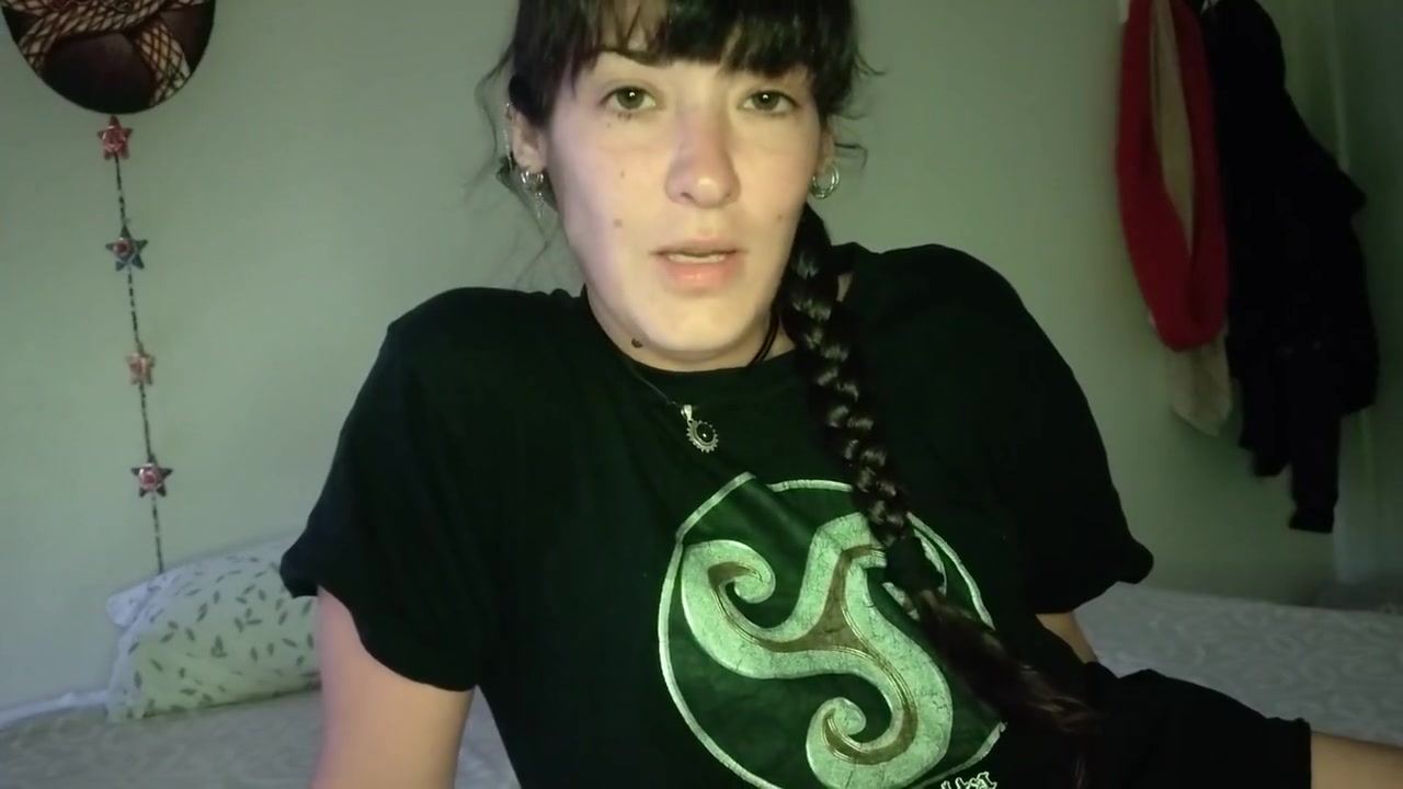 Your Hippie Feels Trans And Wants You To Fuck Her. Roleplay