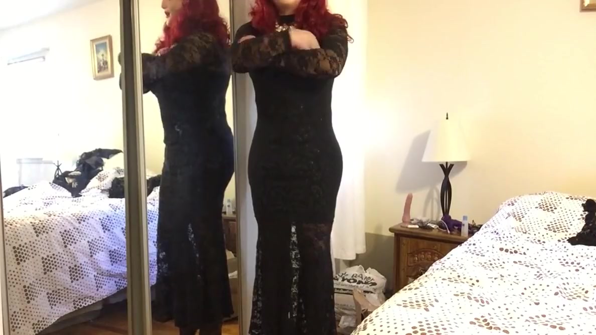 Deanna Cd Doll In Long Black Dress