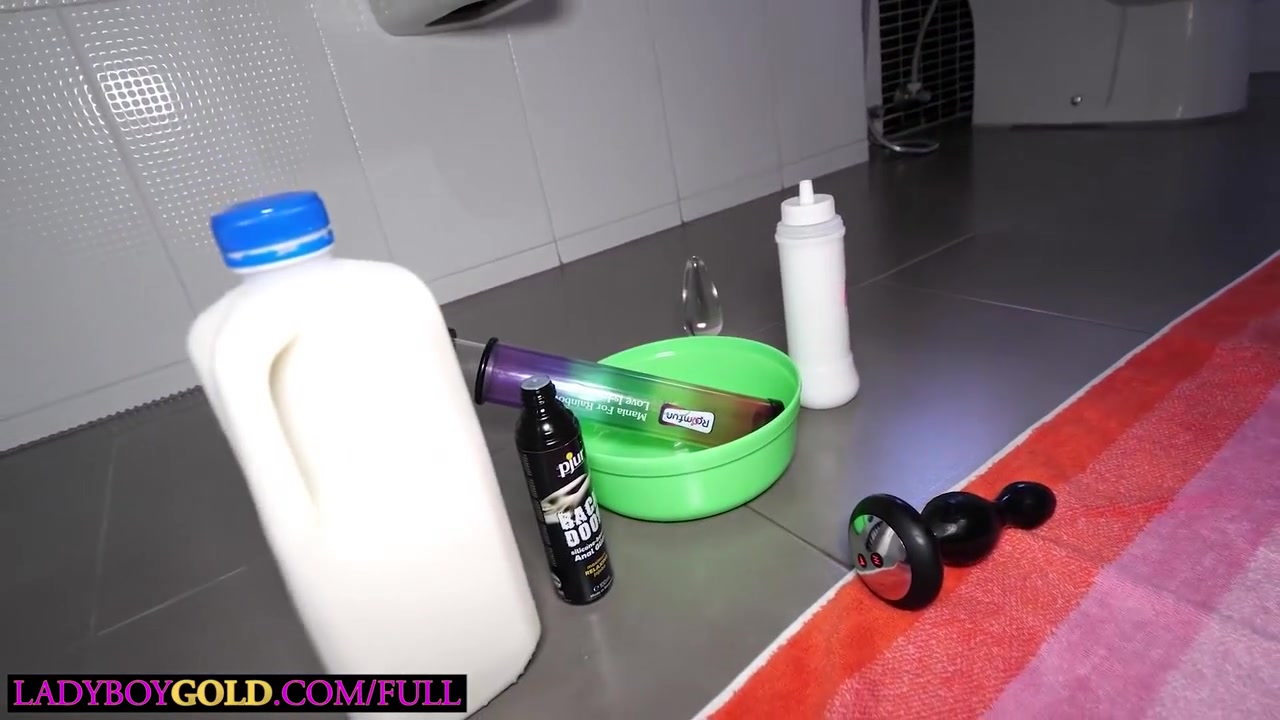 Dee Dee - Squirting Milk From Hot Asian Ladyboy Her Asshole While Fucking Her