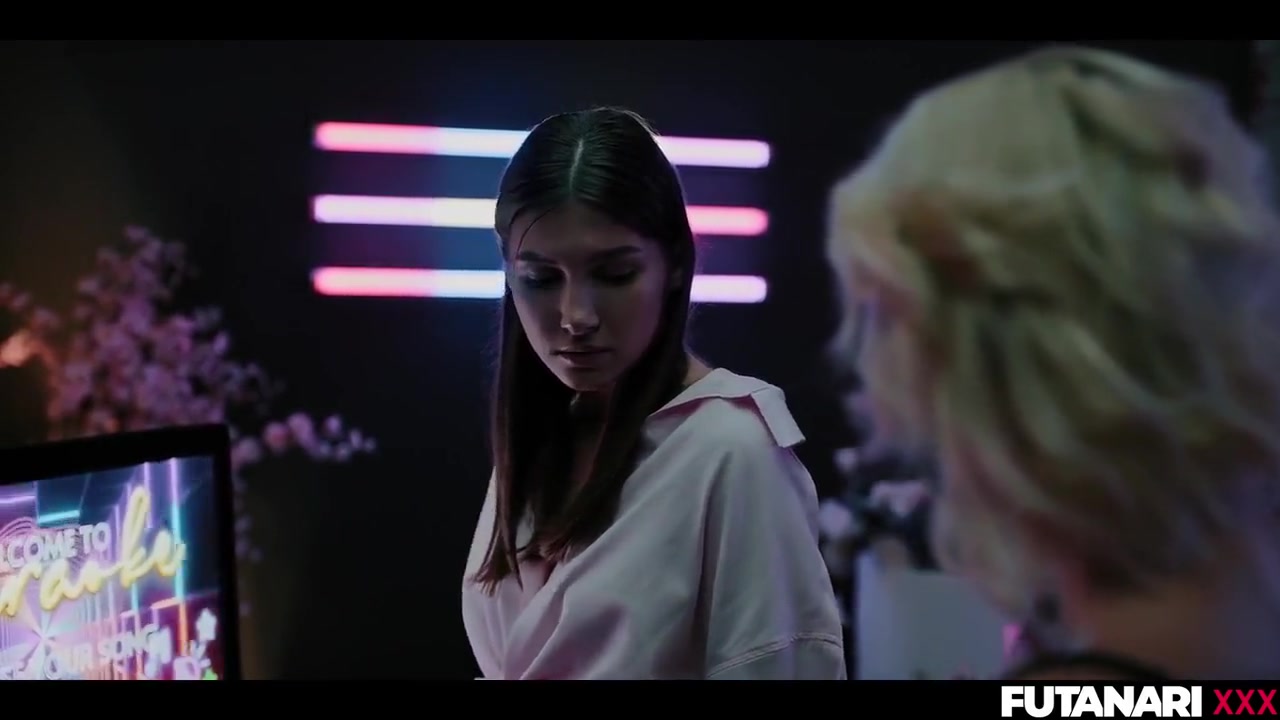 Zazie S, Ellie Luna And Zazie Sky In The Peripheral