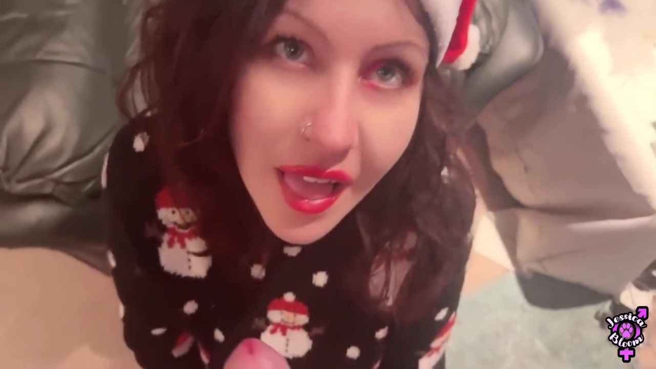 Xxxmass Blowjob And Facial With Polieana And Jessica Bloom 7 Min