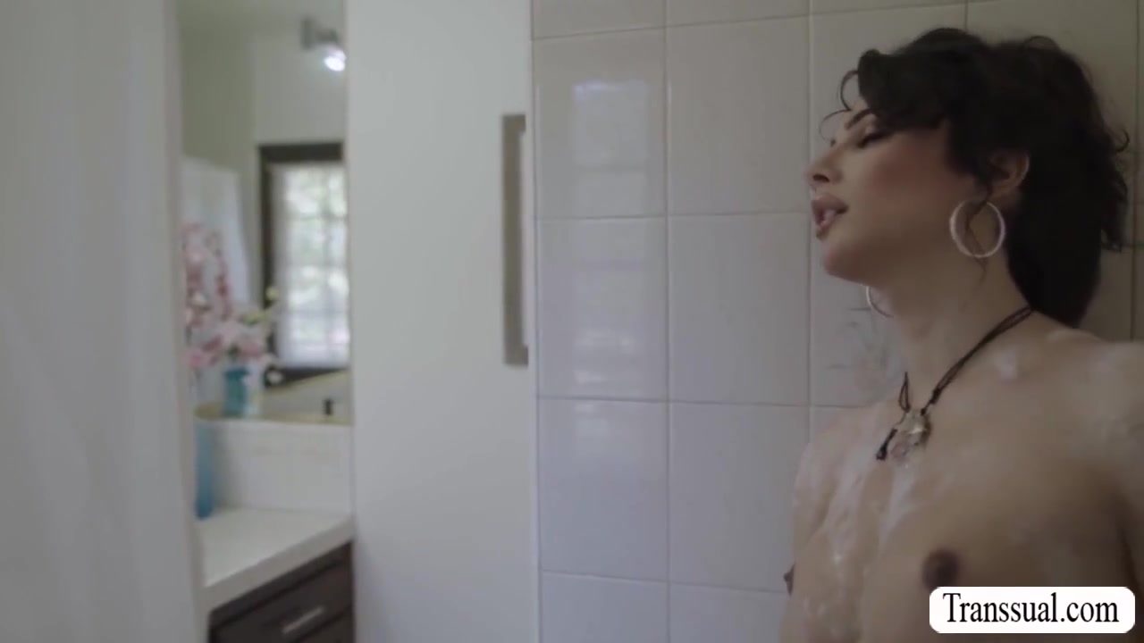 Shemale Maid Is Doing Laundry And Horny Boss