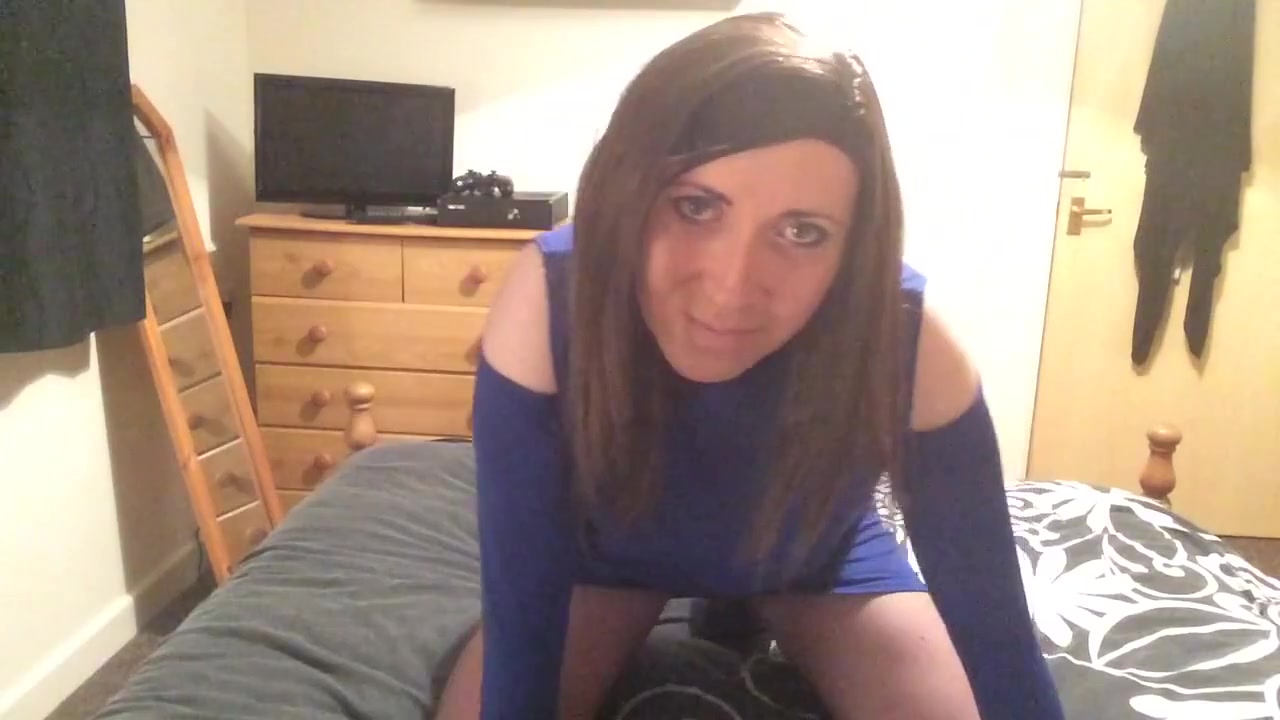 Crossdresser tease for you