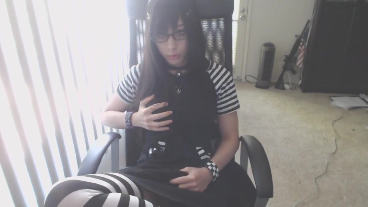 Gorgeous Emo sissy strokes