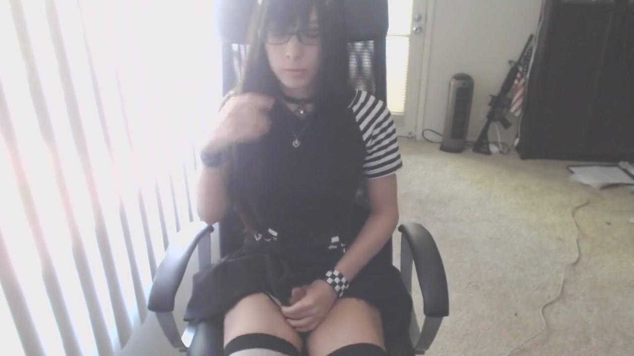 Gorgeous Emo sissy strokes