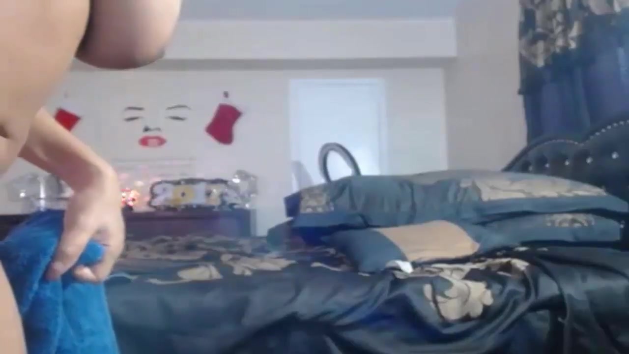Shemale big cock cumshots