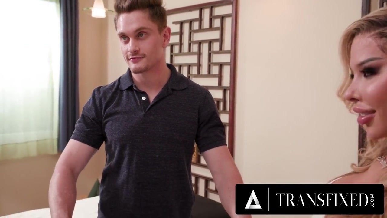 Brittney Kade In Horny Masseuse Gives Happy Ending Threesome To Big Titted Her Husband