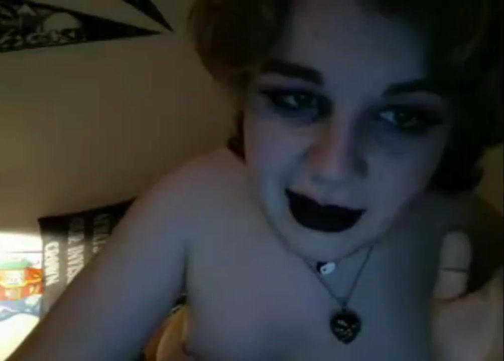She cums