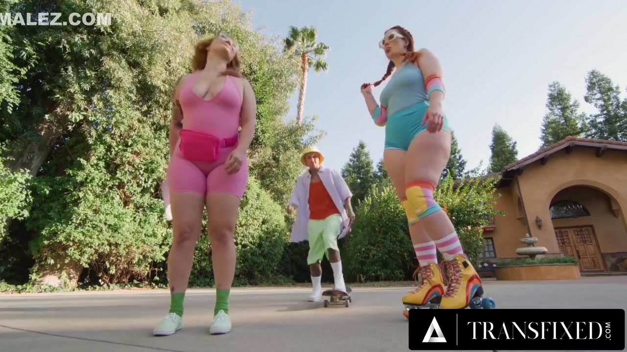 Ftm Dude Fucks 2 Hot Cis With Siri Dahl And Emma Magnolia