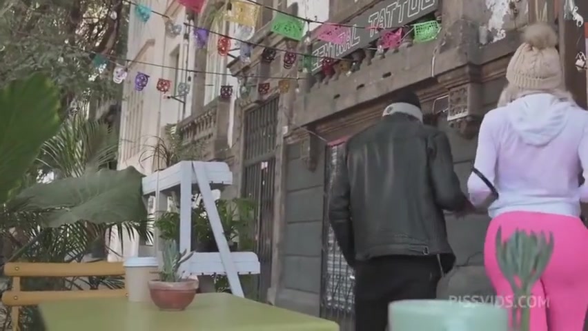 The Magician With Lizzy Laynez