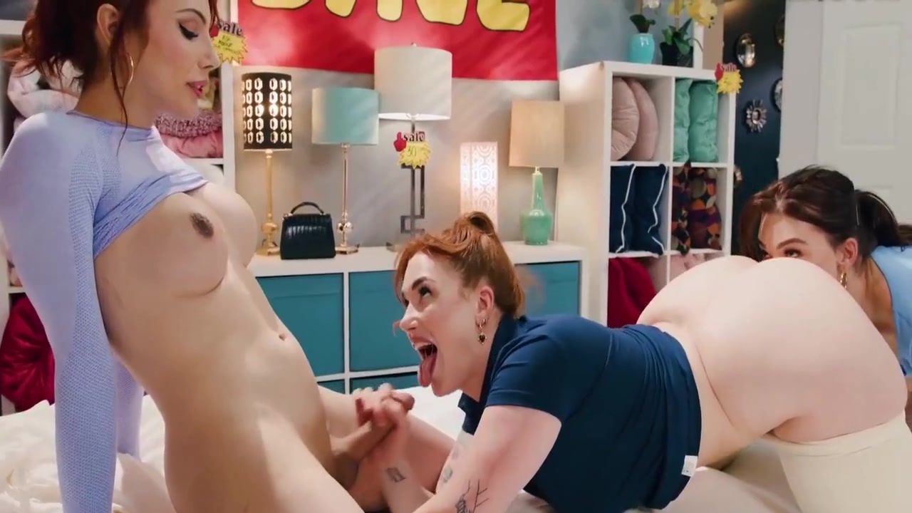 Not Too Hard, Not Too Soft 6 Min With Ariel Demure, Siri Dahl And Emma Rose