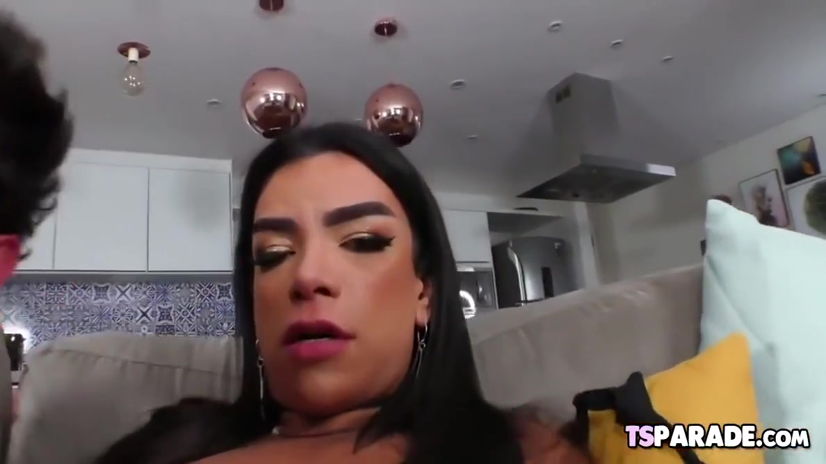Isabella Fontana In Ts Girl Takes Turns Sucking Cock