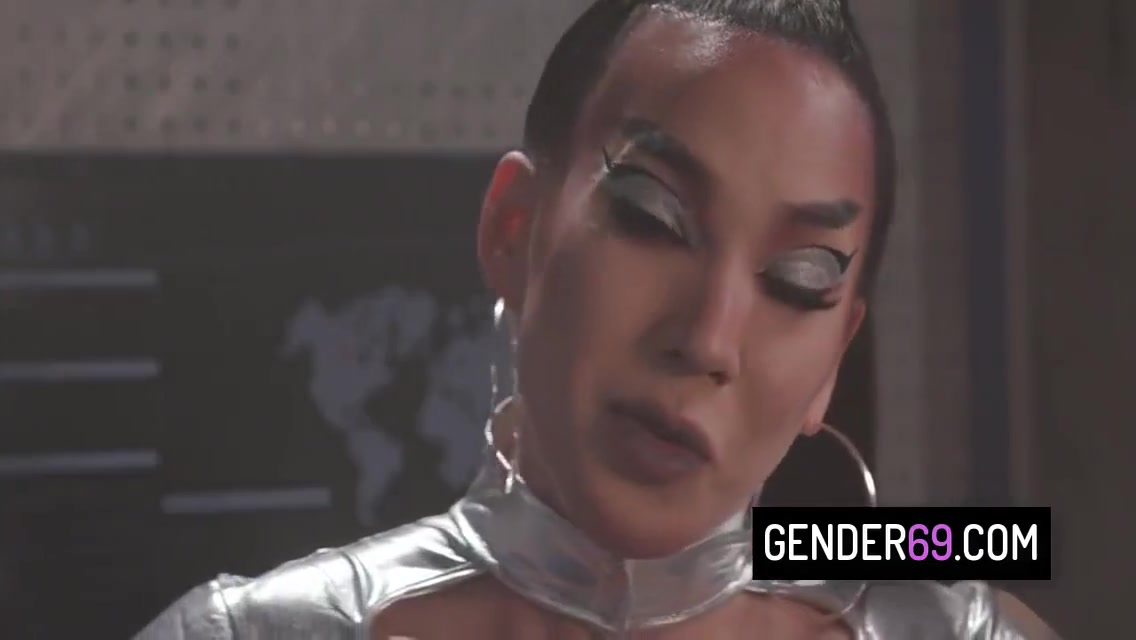 Kasey Kei - Beautiful Tranny Astronaut Getting Analed In The Spaceship 6 Min