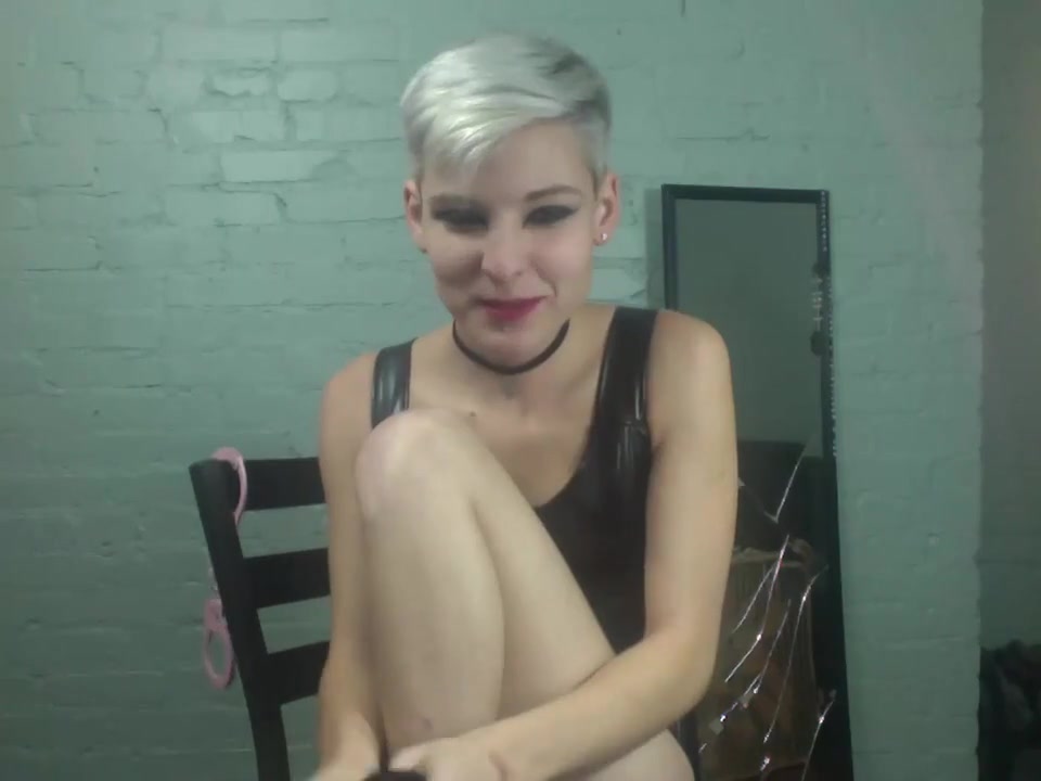 Beautiful trans girl teases on cam