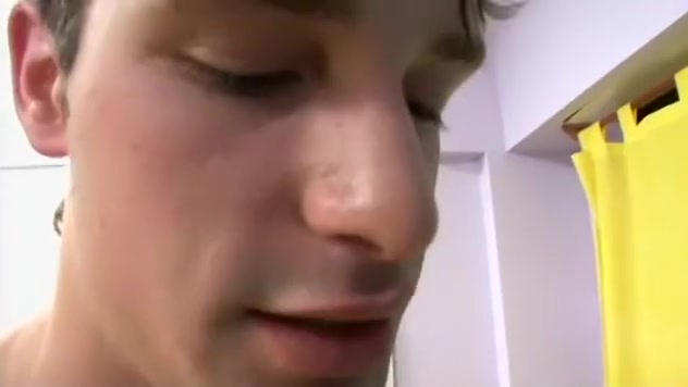 Sexy Tranny Chilly Gets Rammed