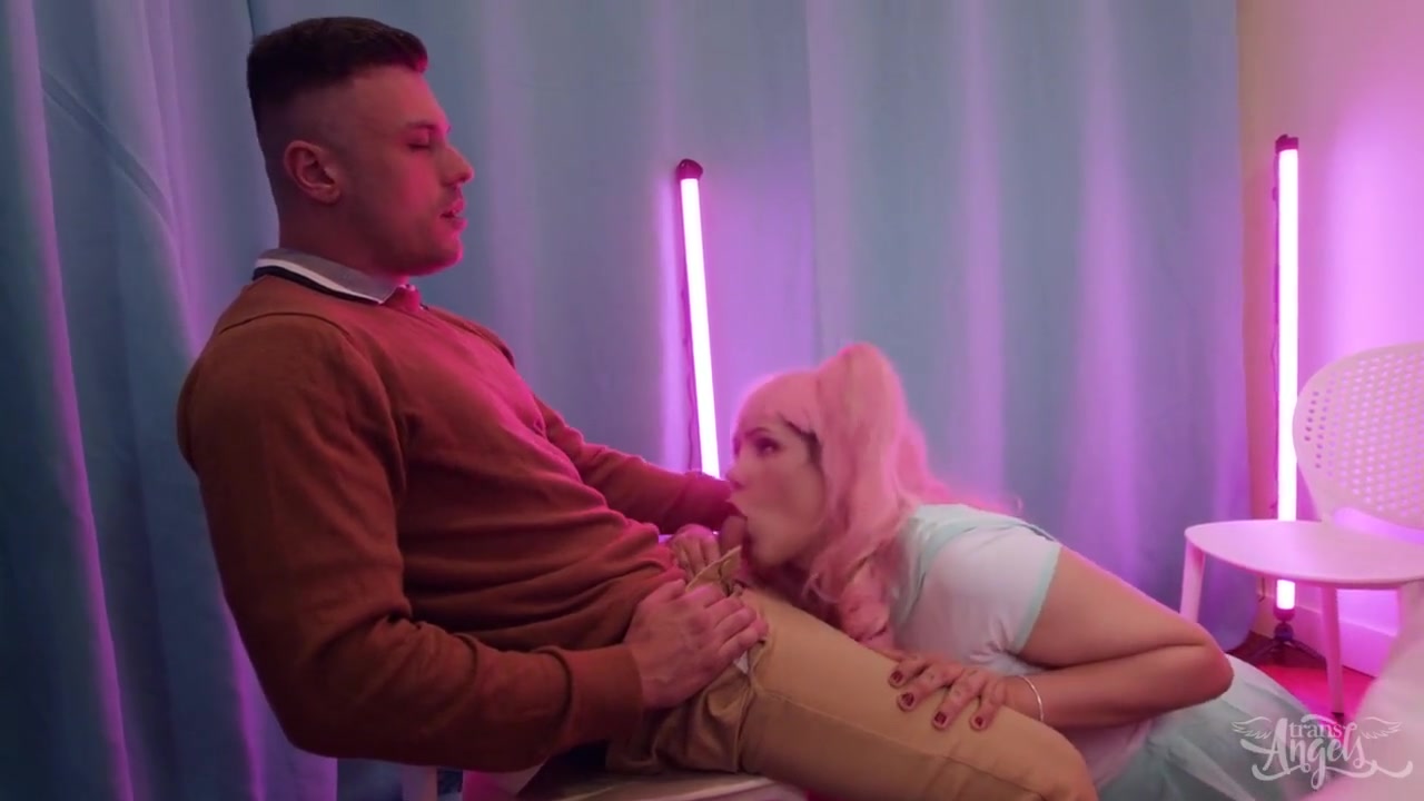 Cosplayer Shemale Incredible Xxx Movie - Große Titten
