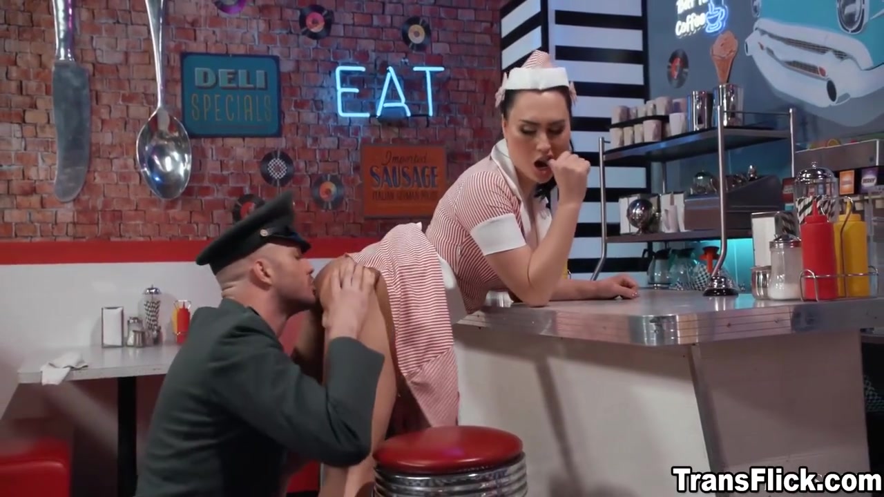 Waitress Sgets Urprised By Her Husb With Ember Fiera And Cliff Jensen