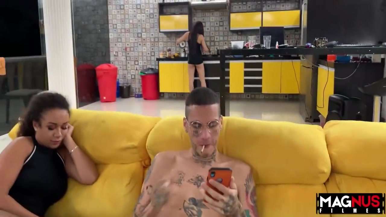 Extreme Squirting Orgasmo Com Dois Pau 26 Min - Mandy May Xtuber, Jessica Arantes And Luana Prado