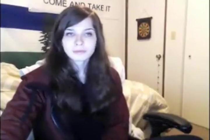 Blue Eyes Beauty Undressing On Cam