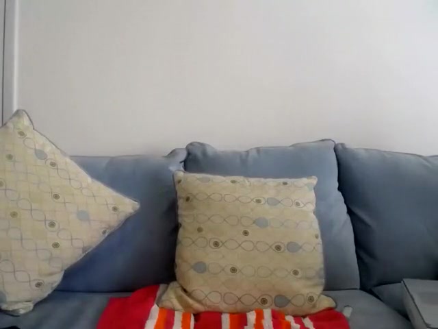 Black blonde ts on webcam