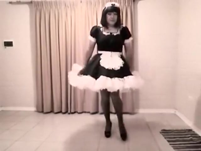 Sissy French Maid