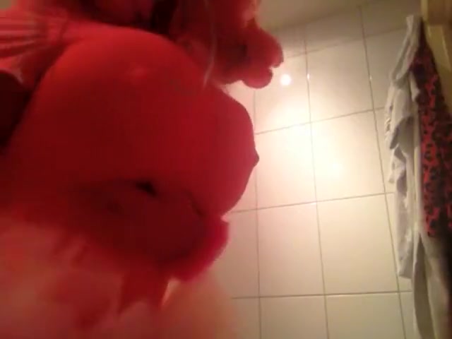 Pinky dance