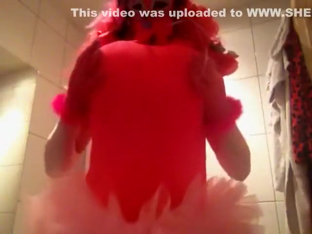 Pinky dance