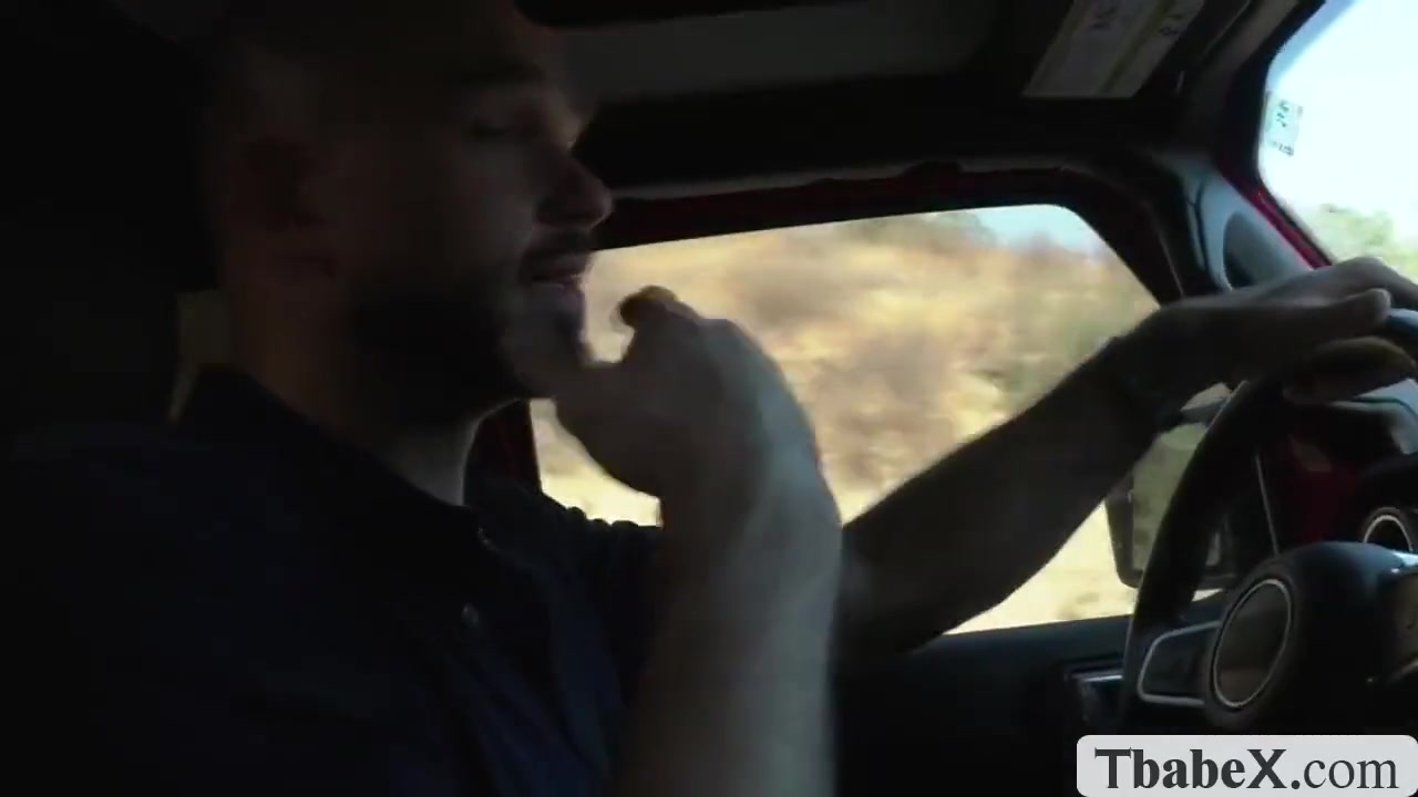 Lucky Dude Picks Up Ts Hitch Hiker And Fucks Her 2