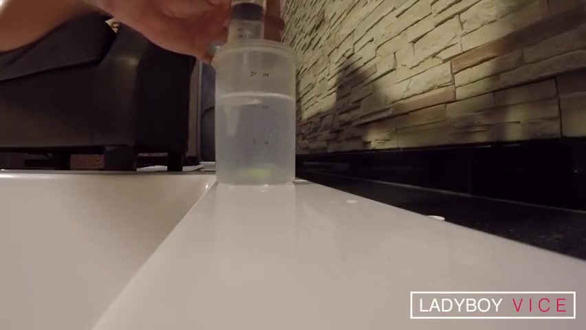Donut5 - Squirting Enema And Cum In Mouth