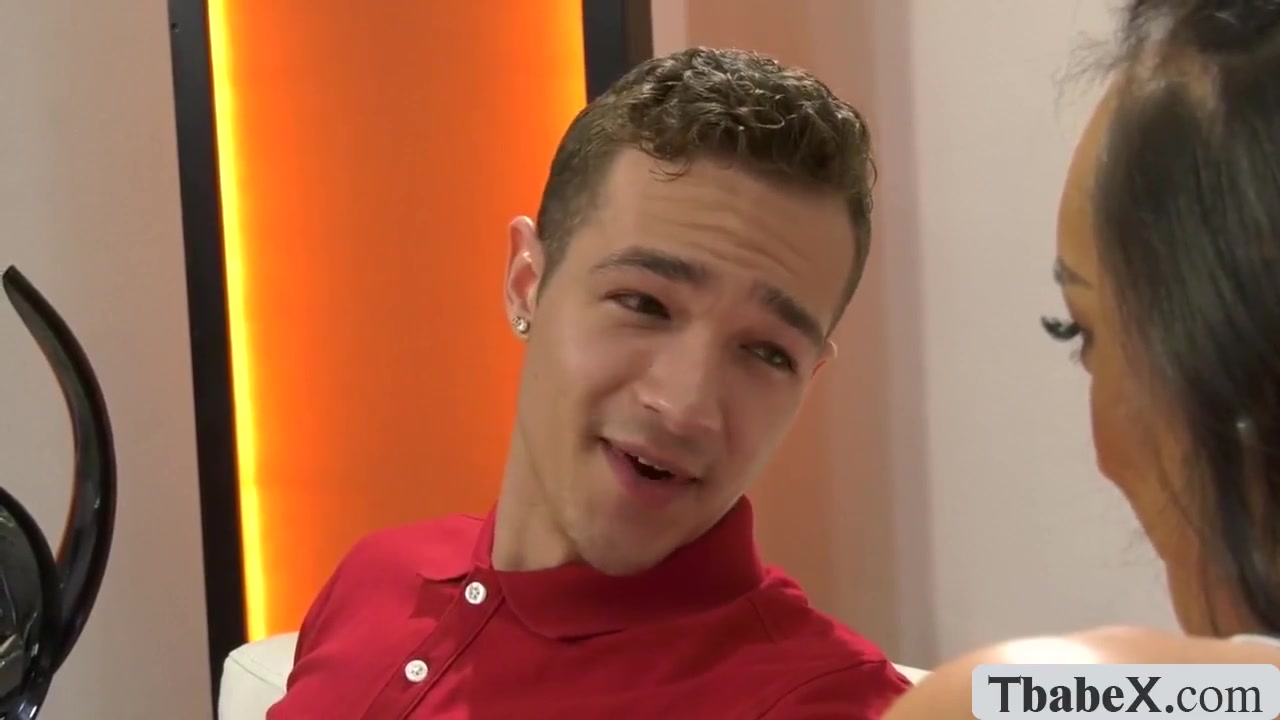 Trannygirl Analed By With Andrea Zhay And Jayden Marcos