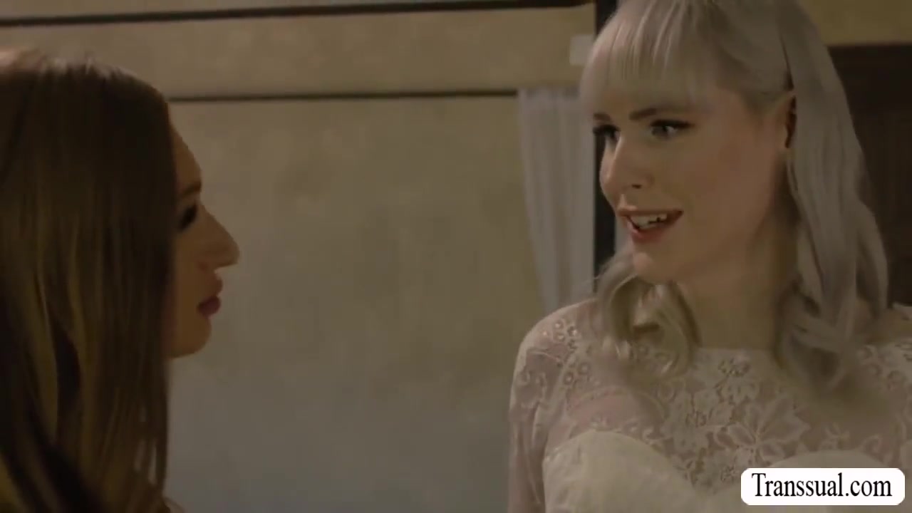 Ts Brides Gets Her Tranny Cock Suck And Ride By