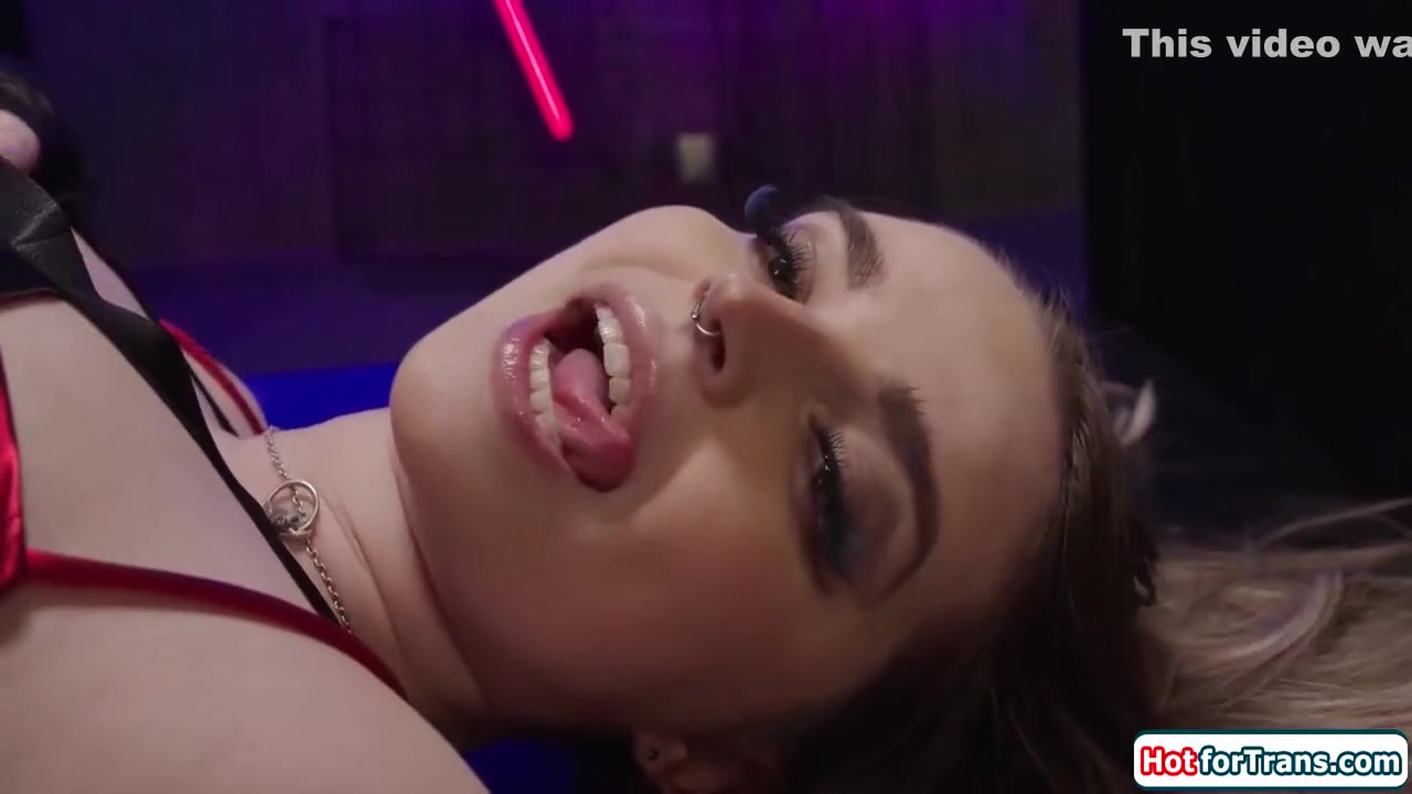 Zariah Aura And Codi Vore - Would You Come To Our House To Fuck Us? 8 Min