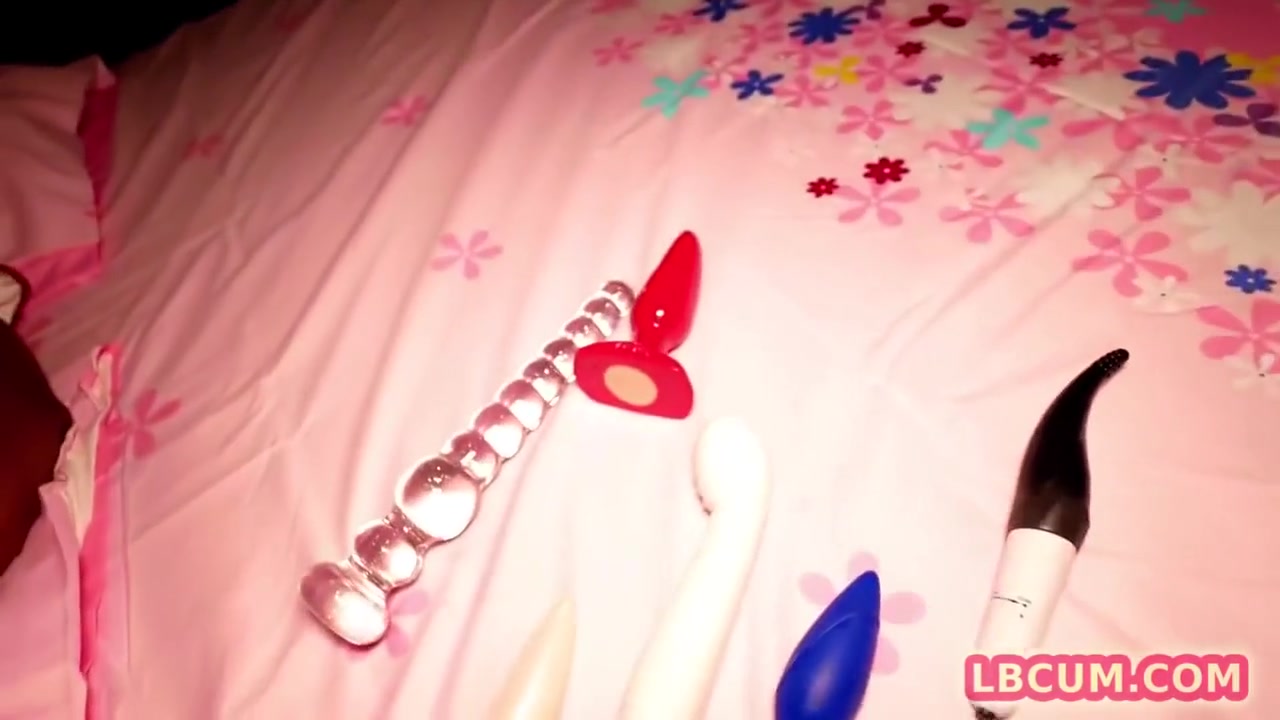 Booty Toying And Bareback Screwing