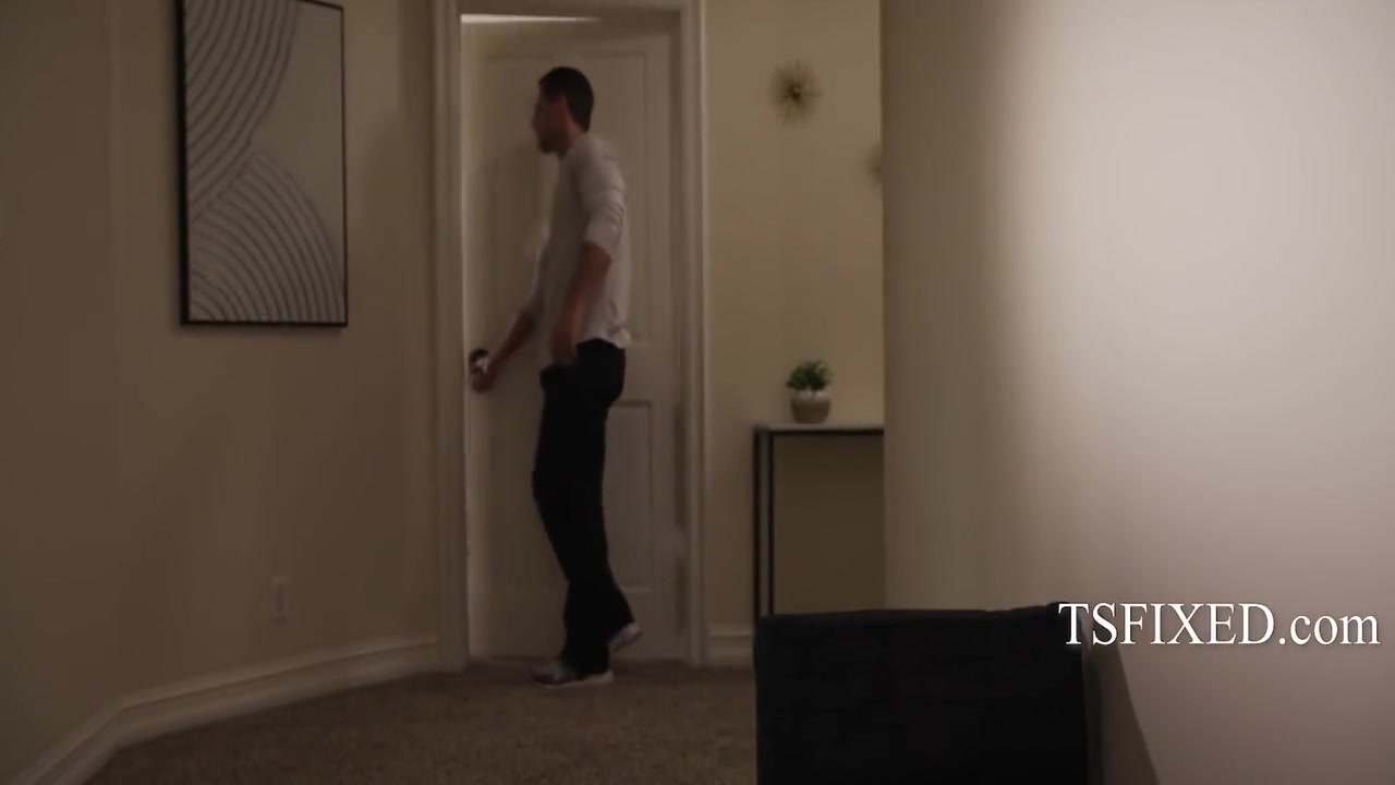 Dont Worry, I Wont Tell Your Friend You Used To Date A Trans Woman 6 Min - Jay Tee, Sage Roux And Michael Del Ray