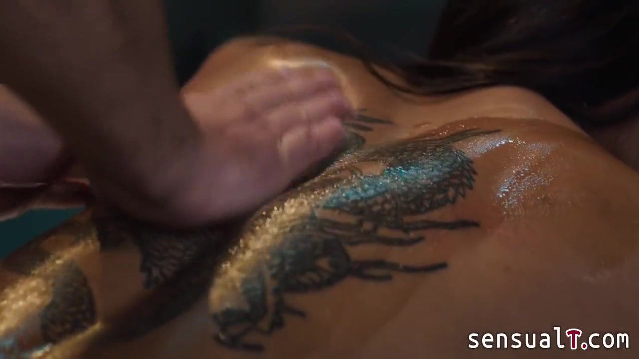 Stunning Busty Black Beauty Tranny Enjoy Sex Massage And Deep Booty Fucking On The Massage Table 6 Min With Leilani Li, Deep Massage And Roman Todd