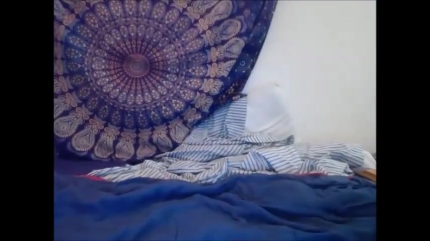 Divine babe teasing and cuming