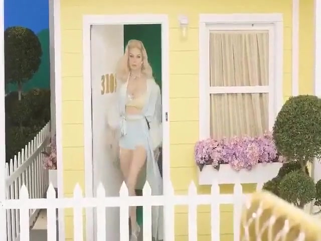 TS Carla Strokin Hot