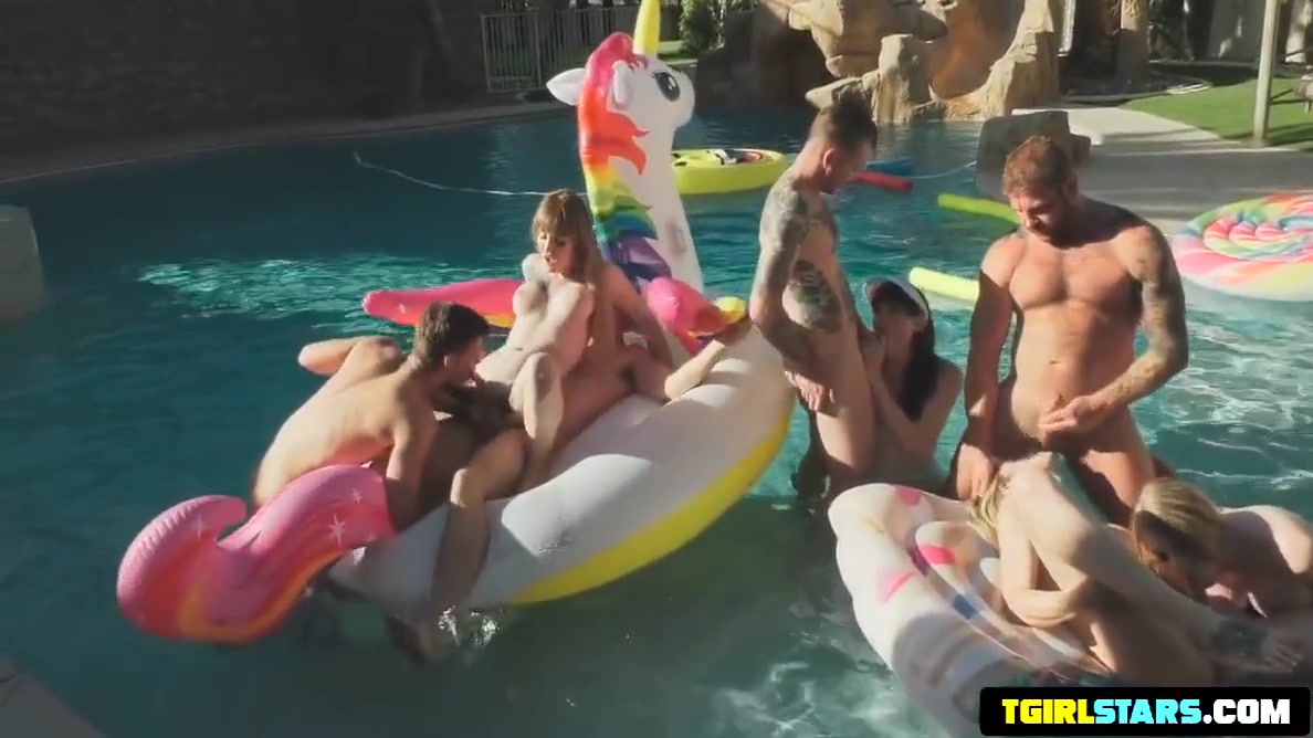 Casey Kisses, Lena Moon And Natalie Mars - Wild Barebacking Pool Party!