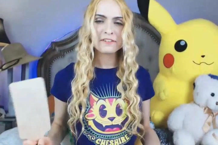 Sexy blonde tranny playing her hard cock