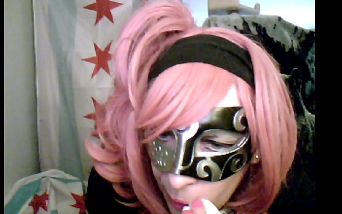 Cam show cross dresser