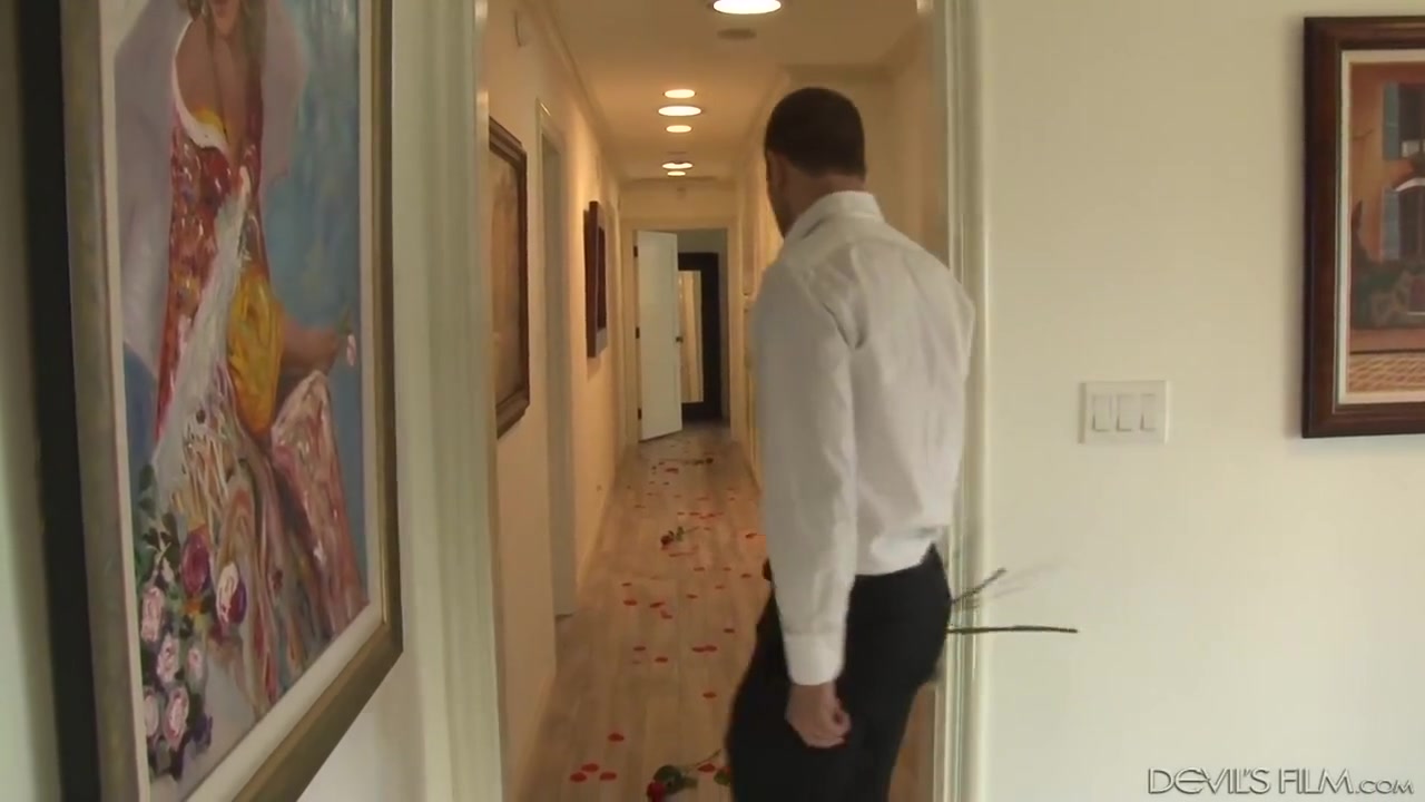 Spencer Fox And Aubrey Kate In Adventure: Condom Fun