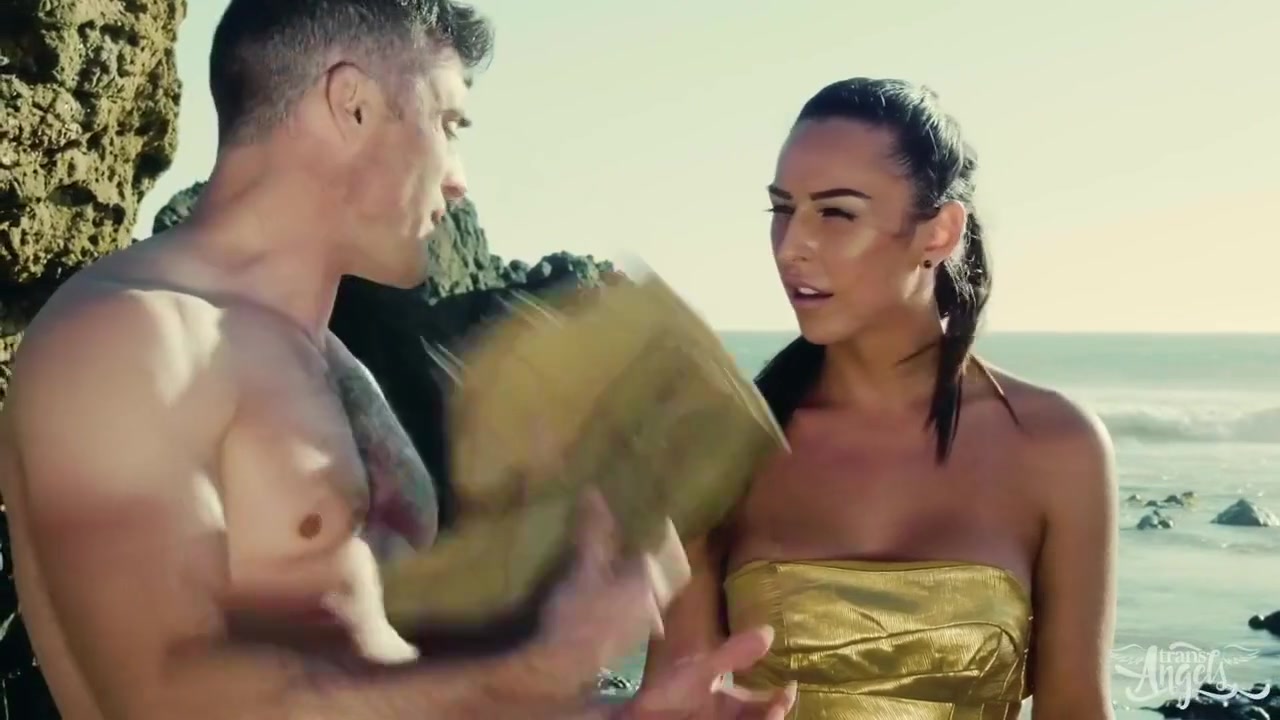 Lance Harts Wonder Passion In Parody Heat