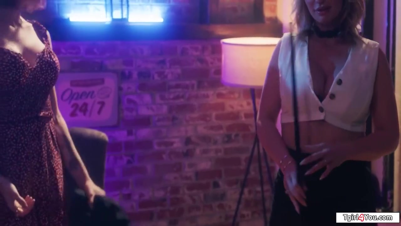 Janie Blade And Rachael Cavalli In Wanna Play A Game Of Strip Pool With Me?
