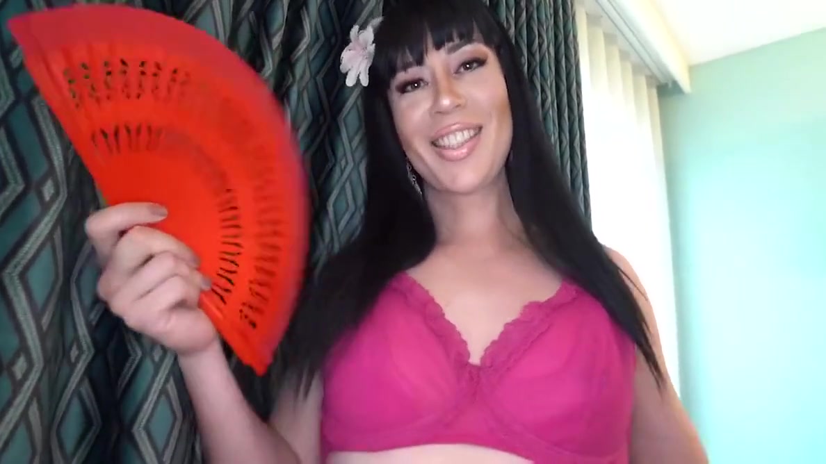 Lexi Chantilly Is Soo Hot Her Ass Is A Tight Treat
