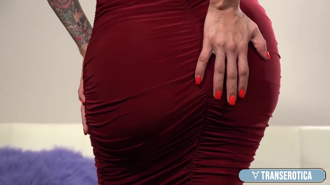 Ts Foxxxy And Ts Foxxy - Sexy Undresses & Plays With Her Big Tits & Cock!