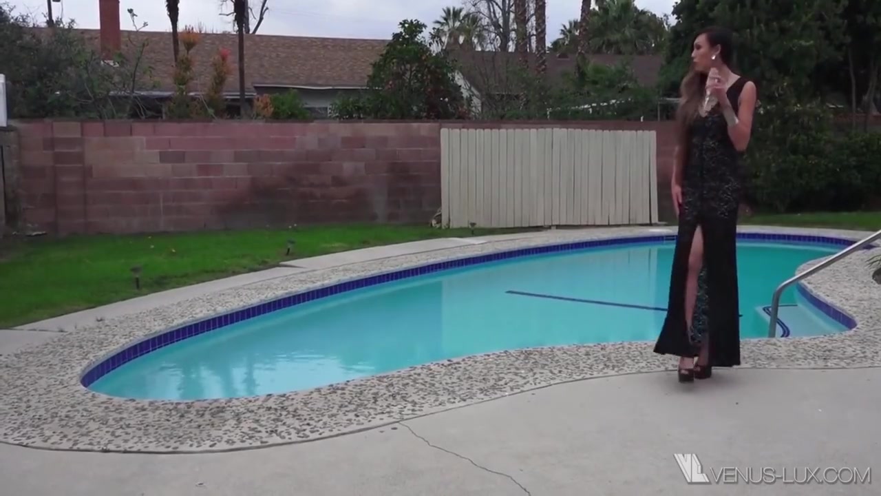 Venus Lux In You Missed A Spot
