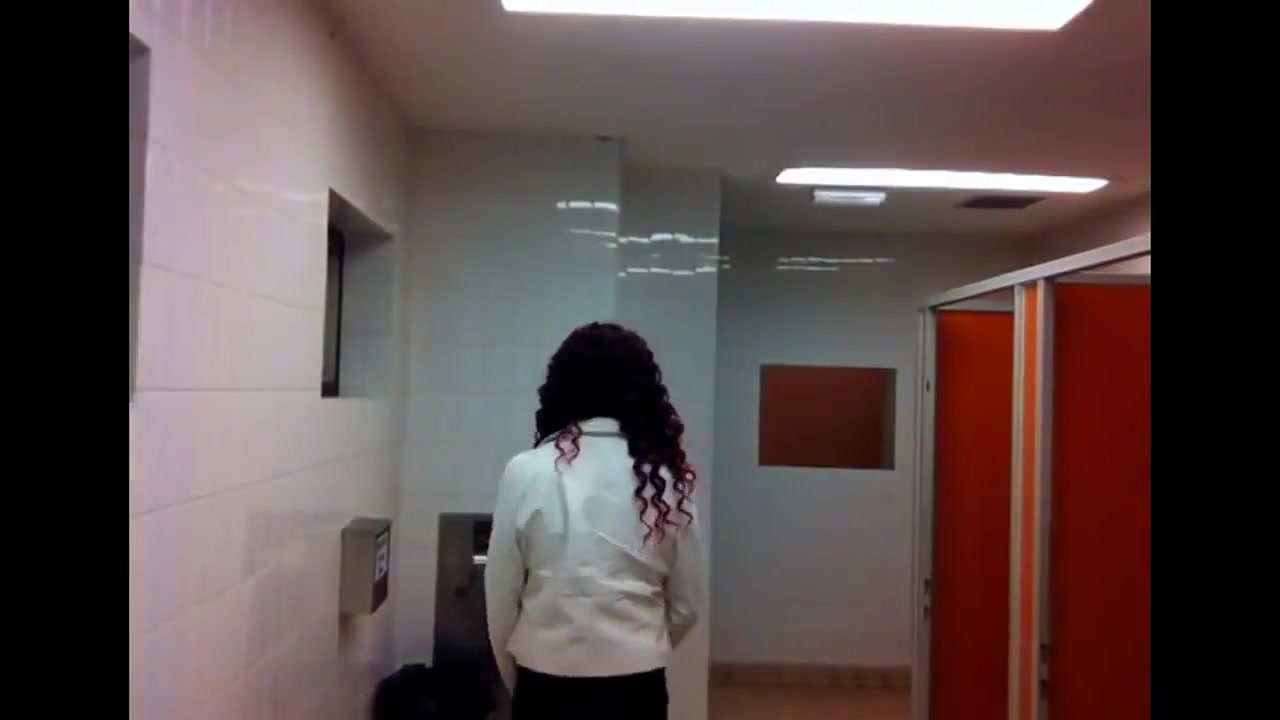 tranny public toilets