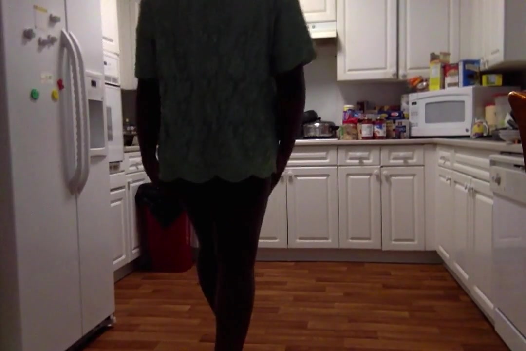 neomi dick and heels unedited