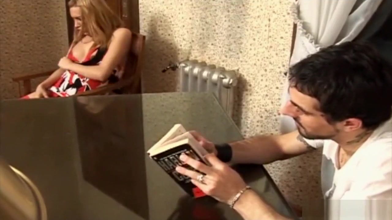 Sexy blonde TS Nahara fucking with dude