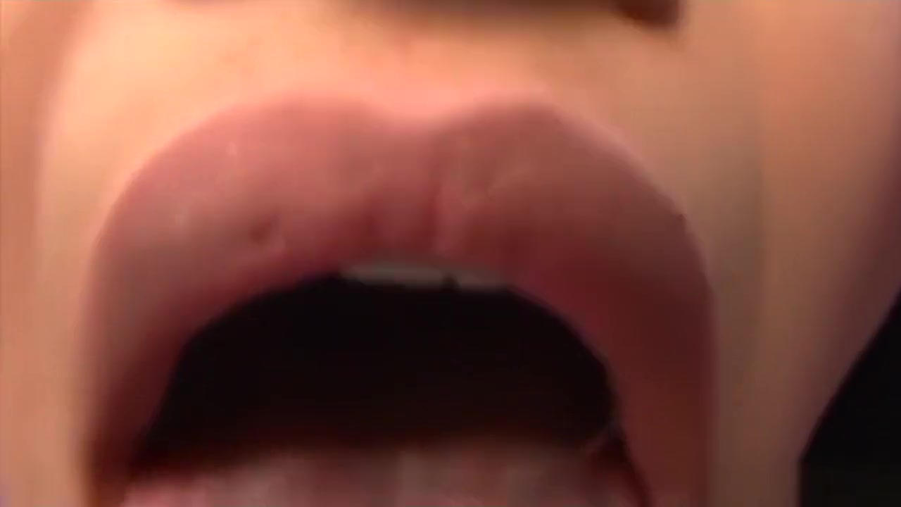 Busty TS Connie Barranles assfuck deep